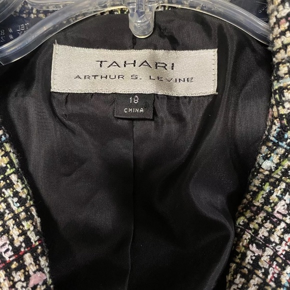 Gorgeous Tahari Arthur Levine Tweed Skirt Suit Blazer Lined Size 18 - Picture 5 of 5
